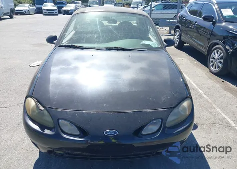 1998 Ford Escort Zx2/Sport z USA, uszkodzony, nr VIN 3FAKP113XWR272721